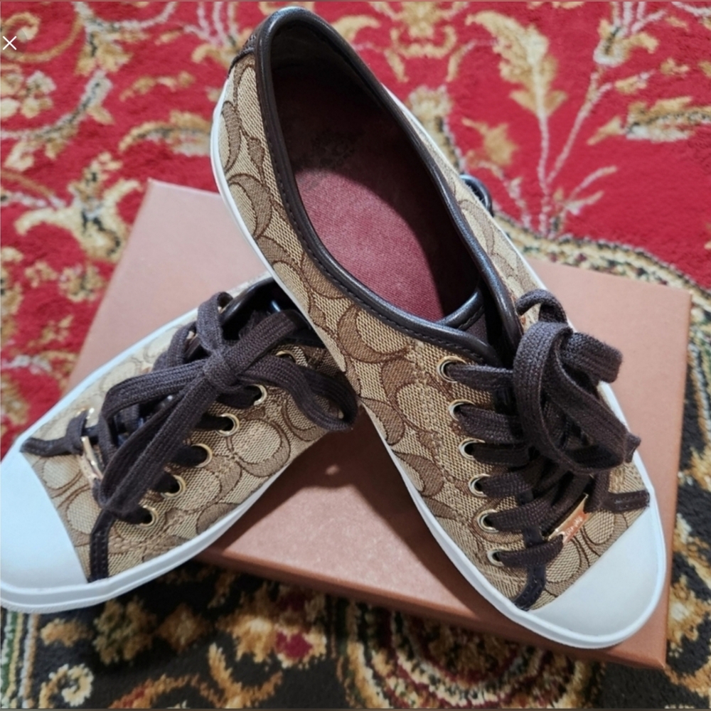 Authentic Coach Signature Brown & Tan Low Sneakers 6.5